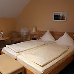 Weinhaus Berg מלון 3*