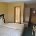 מלון Weinhaus Berg ברם