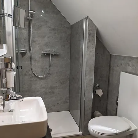 Hotell Weinhaus Berg Bremm