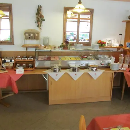 Otel Weinhaus Berg Bremm