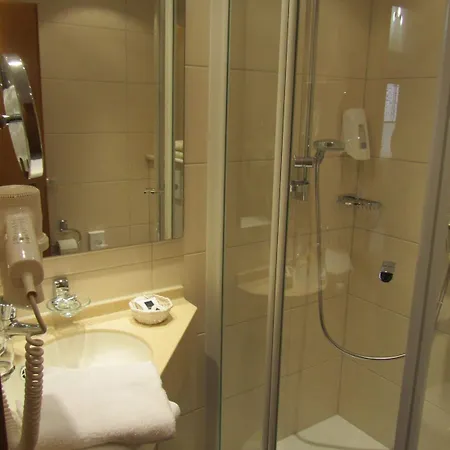 Weinhaus Berg 3* Bremm