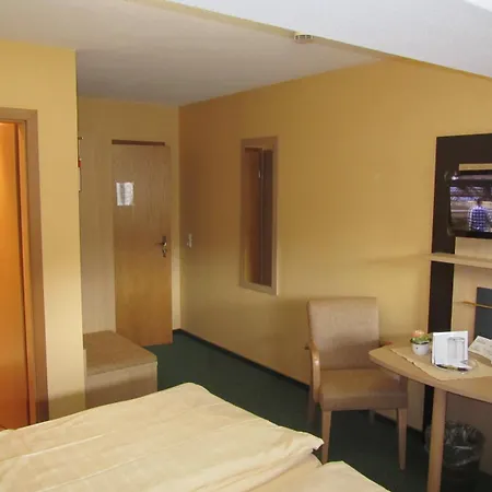 Weinhaus Berg 酒店 布雷姆