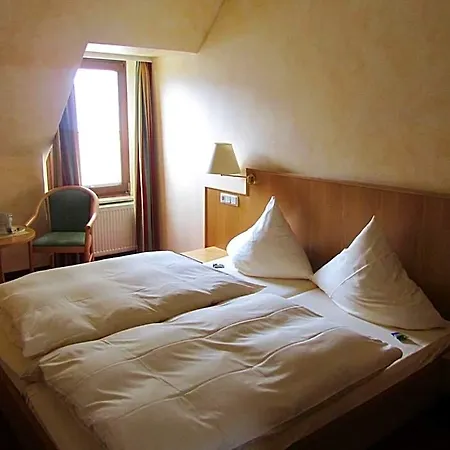 Weinhaus Berg 3* 布雷姆