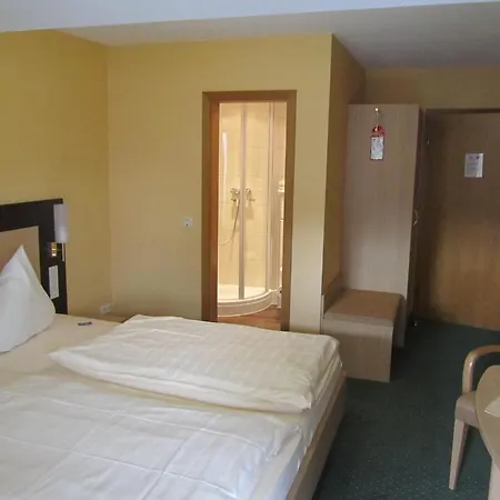 Otel Weinhaus Berg Bremm