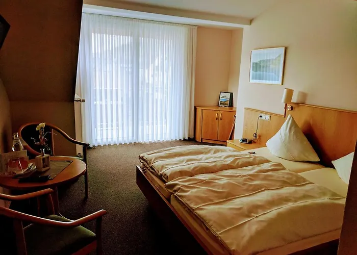 Weinhaus Berg 3* Bremm