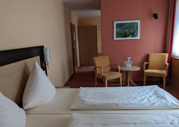 Hotel Weinhaus Berg 3*