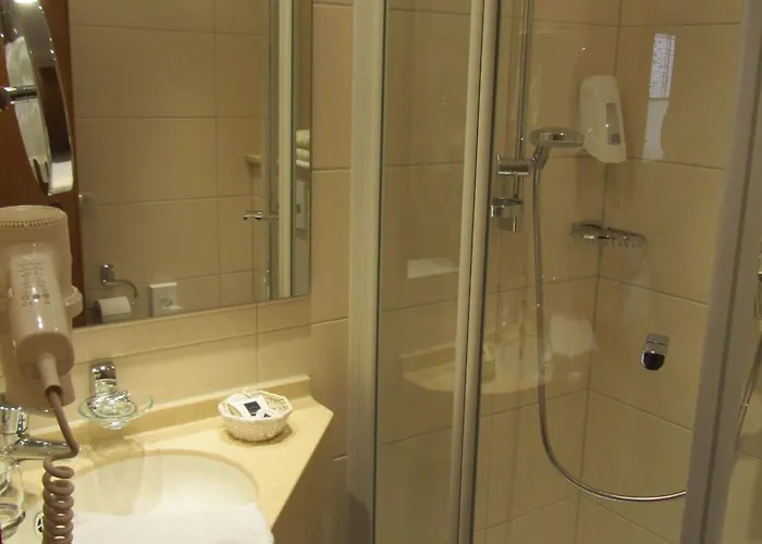 Weinhaus Berg 3* Bremm