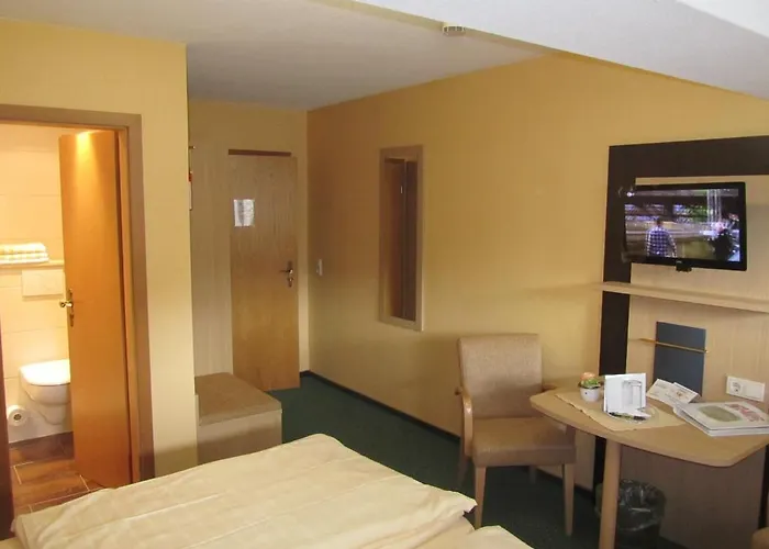 Weinhaus Berg Hotel 3*