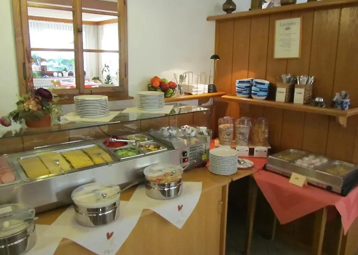 Hotel Weinhaus Berg 3*